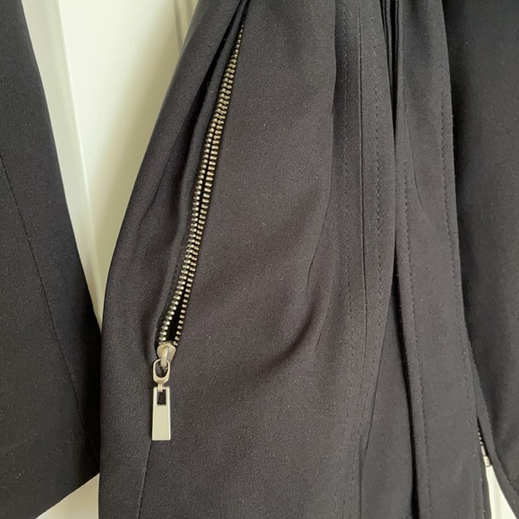 **Like new**  Braetan Jacket - Picture 4 of 5